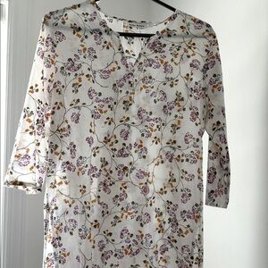 Roller Rabbit Tunic V Neck Top